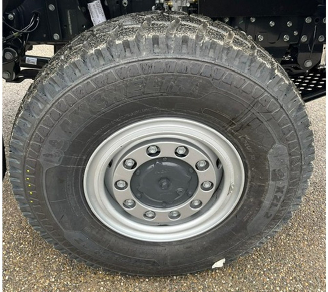 ML150E25WS 4x4 ML150E25WS 4x4, Einzelbereifung, 4x VORNANDEN! - Грузовик-шасси: фото 4 ML150E25WS 4x4 ML150E25WS 4x4, Einzelbereifung, 4x VORNANDEN! - Грузовик-шасси: фото 4