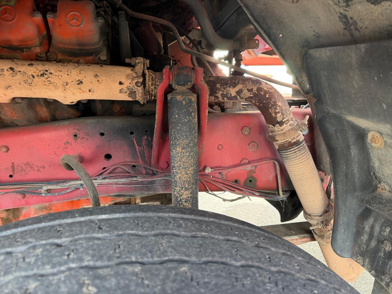 Mercedes-Benz - 2628 6 x 4 - Самосвал: фото 2 Mercedes-Benz - 2628 6 x 4 - Самосвал: фото 2