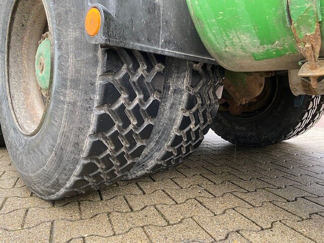 Mercedes-Benz 2635 6x4 2635 6x4, V8-Motor - Самосвал: фото 2 Mercedes-Benz 2635 6x4 2635 6x4, V8-Motor - Самосвал: фото 2