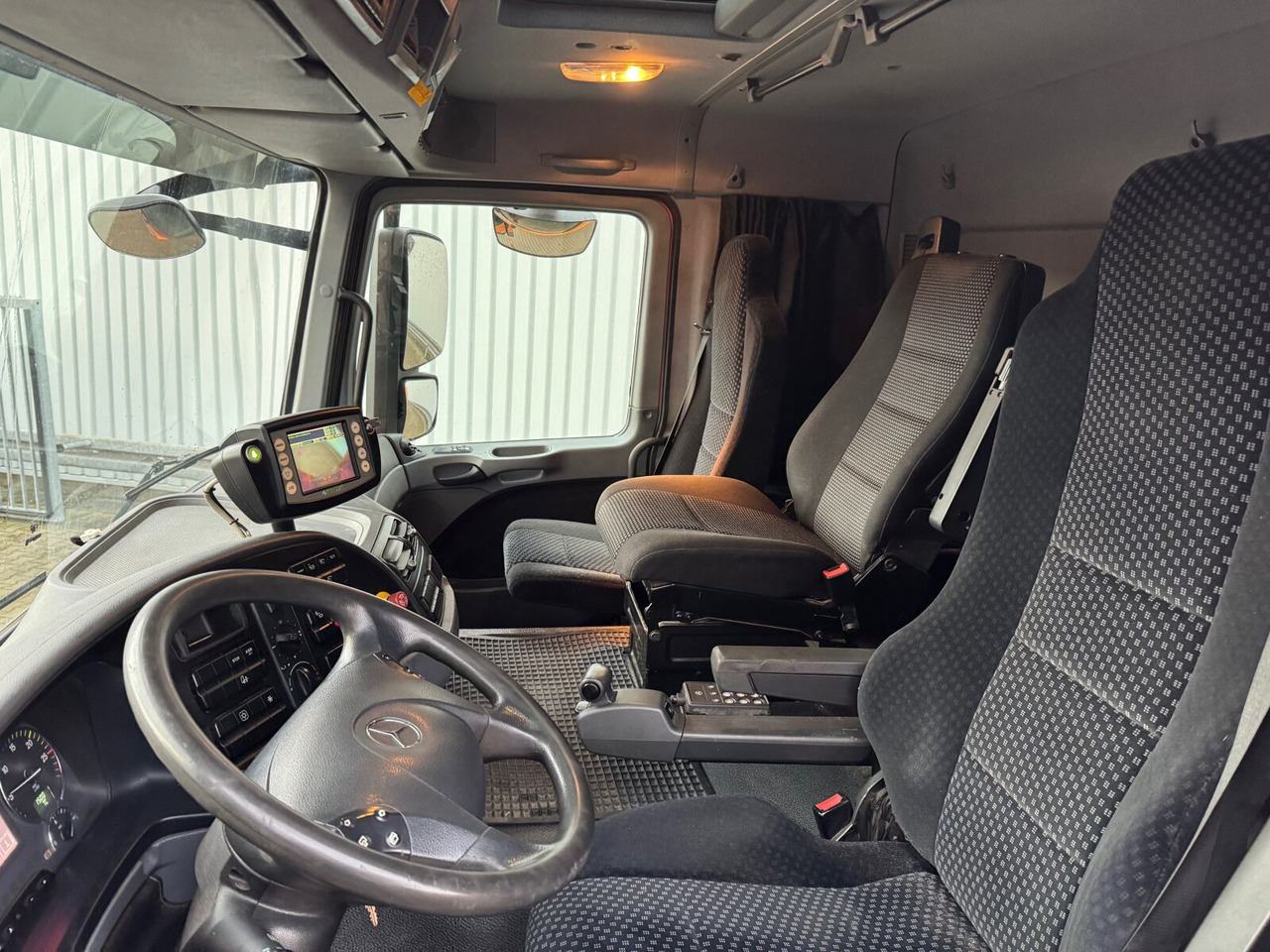 Mercedes-Benz Actros 2641/48 L 6x4 Actros 2641/48 L 6x4, Haller M21X2C, Zöller Schüttung - Мусоровоз: фото 4 Mercedes-Benz Actros 2641/48 L 6x4 Actros 2641/48 L 6x4, Haller M21X2C, Zöller Schüttung - Мусоровоз: фото 4