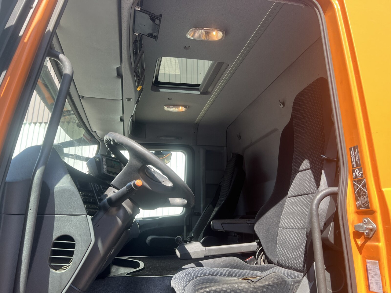 Mercedes-Benz Actros 2641/48 L 6x4 Actros 2641/48 L 6x4, Seilabroller, Haller Lotos, Zöller Schüttung - Мусоровоз: фото 5 Mercedes-Benz Actros 2641/48 L 6x4 Actros 2641/48 L 6x4, Seilabroller, Haller Lotos, Zöller Schüttung - Мусоровоз: фото 5