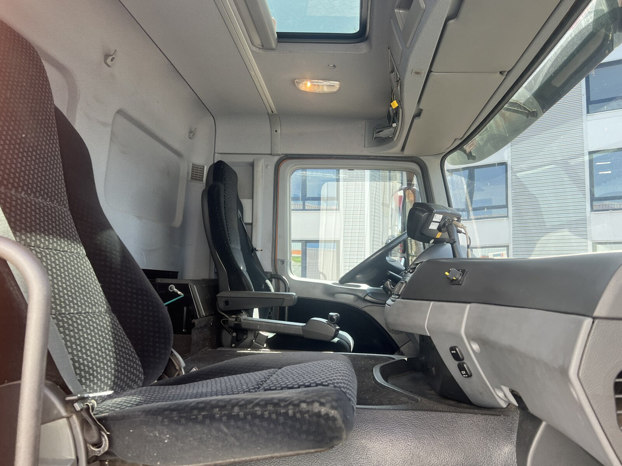 Mercedes-Benz Actros 2641/48 L 6x4 Actros 2641/48 L 6x4, Seilabroller, Haller Lotos, Zöller Schüttung - Мусоровоз: фото 4 Mercedes-Benz Actros 2641/48 L 6x4 Actros 2641/48 L 6x4, Seilabroller, Haller Lotos, Zöller Schüttung - Мусоровоз: фото 4