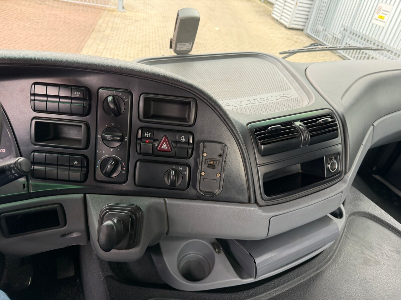 Mercedes-Benz Actros 2641 6x4 Actros 2641 6x4 - Крюковой мультилифт: фото 3 Mercedes-Benz Actros 2641 6x4 Actros 2641 6x4 - Крюковой мультилифт: фото 3