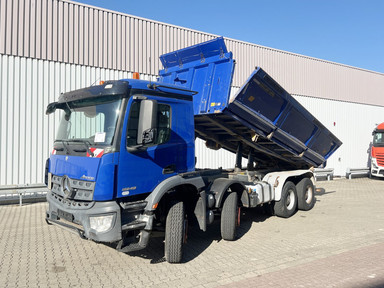 Mercedes-Benz Arocs 3243 K 8x4/4 Arocs 3243 K 8x4/4, Bordmatik - Самосвал: фото 1 Mercedes-Benz Arocs 3243 K 8x4/4 Arocs 3243 K 8x4/4, Bordmatik - Самосвал: фото 1