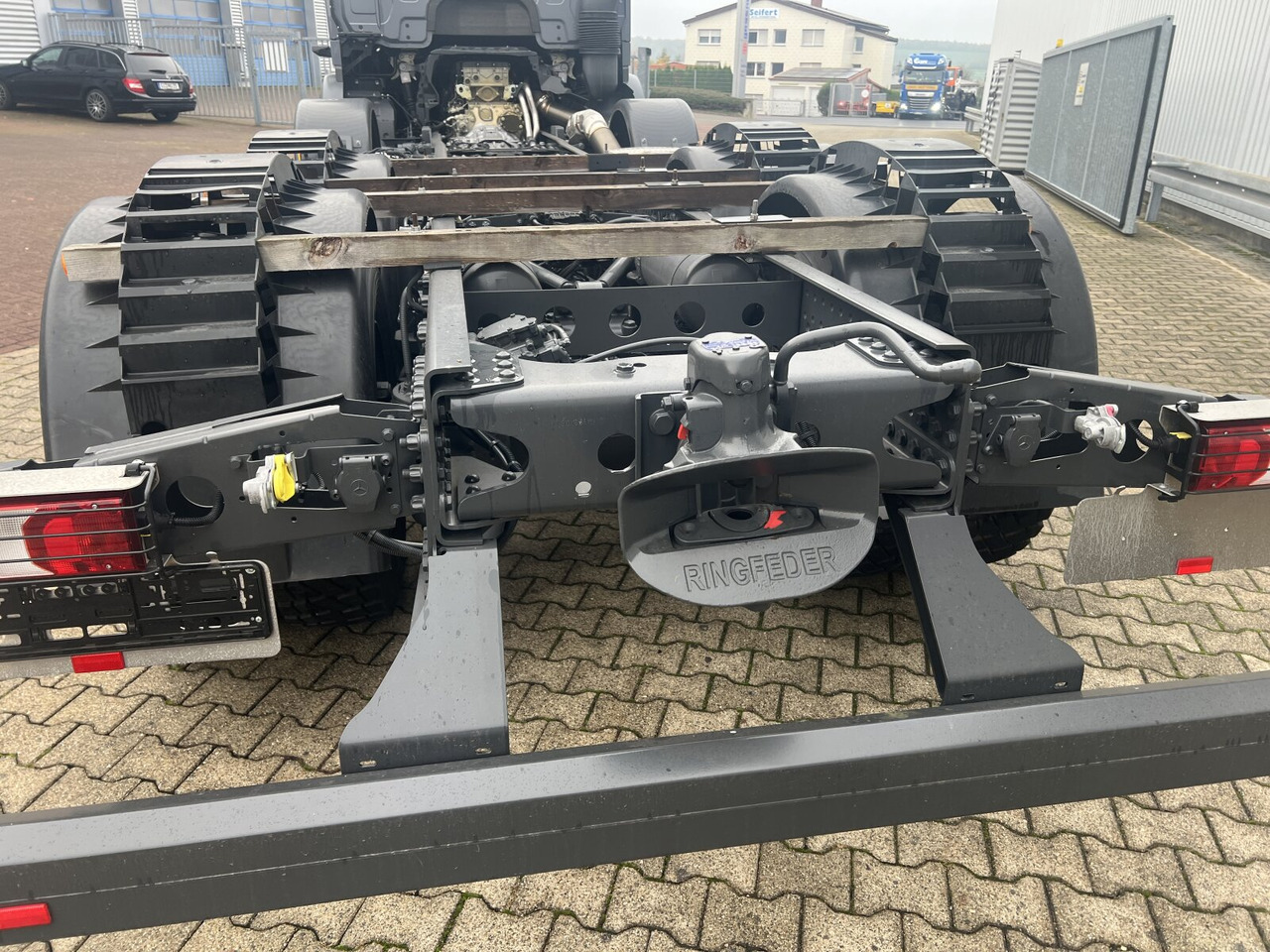 Mercedes-Benz Arocs 3251 L 8x4/4 Arocs 3251 L 8x4/4, Motorabtrieb - Крюковой мультилифт: фото 5 Mercedes-Benz Arocs 3251 L 8x4/4 Arocs 3251 L 8x4/4, Motorabtrieb - Крюковой мультилифт: фото 5