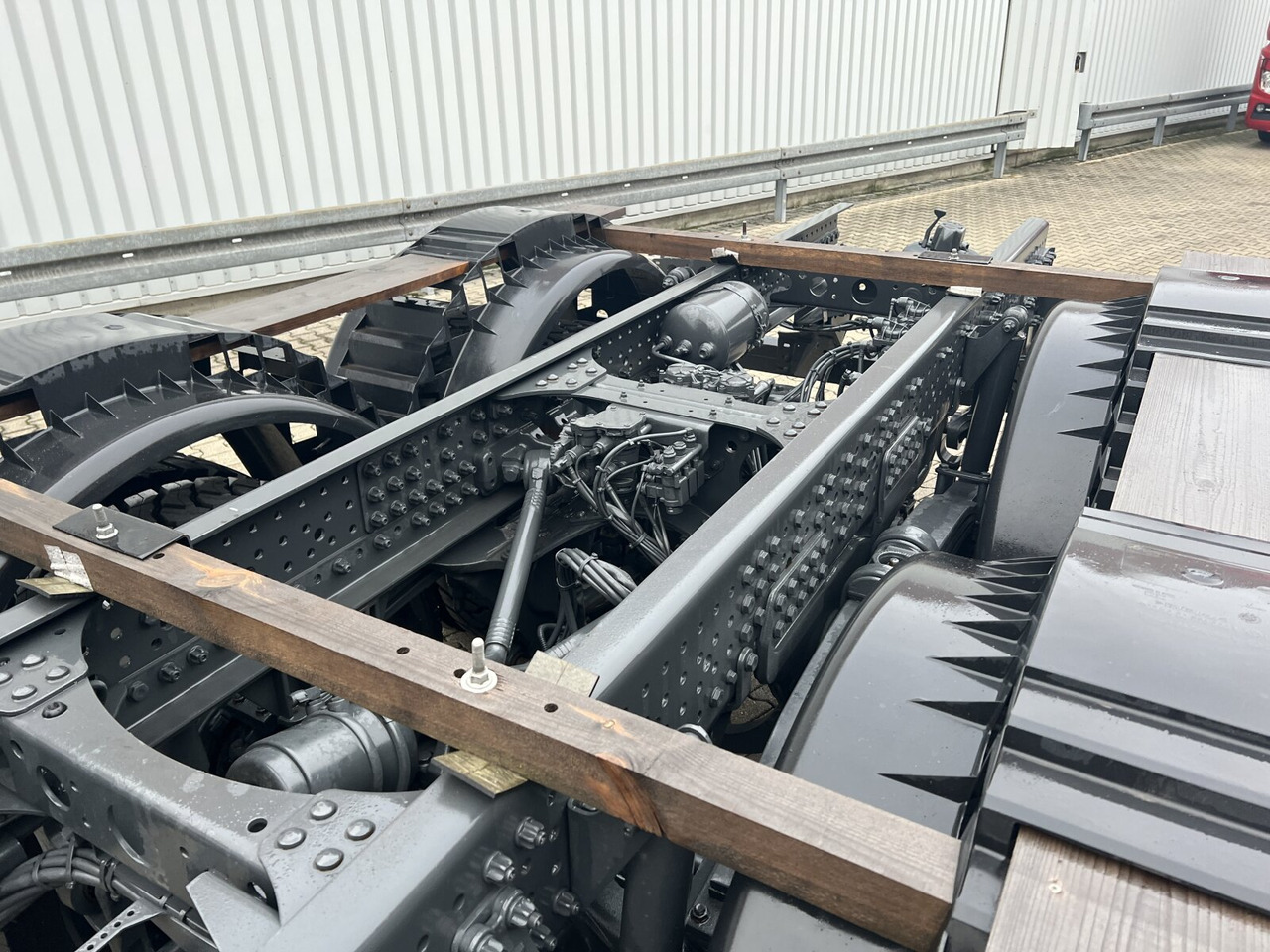 Mercedes-Benz Arocs 3340/46 A 6x6 Arocs 3340/46 A 6x6/39, Grounder - Крюковой мультилифт: фото 2 Mercedes-Benz Arocs 3340/46 A 6x6 Arocs 3340/46 A 6x6/39, Grounder - Крюковой мультилифт: фото 2