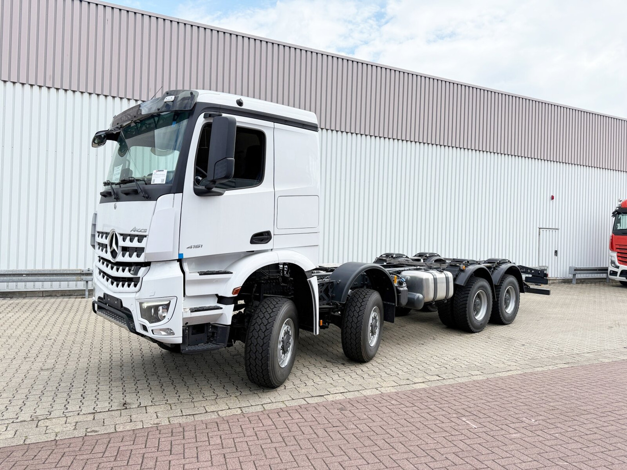 Mercedes-Benz Arocs 4151 AK 8x8/4 Arocs 4151 AK 8x8/4, Retarder, Navi, MultimediaCockpit, Grounder - Грузовик-шасси: фото 1 Mercedes-Benz Arocs 4151 AK 8x8/4 Arocs 4151 AK 8x8/4, Retarder, Navi, MultimediaCockpit, Grounder - Грузовик-шасси: фото 1