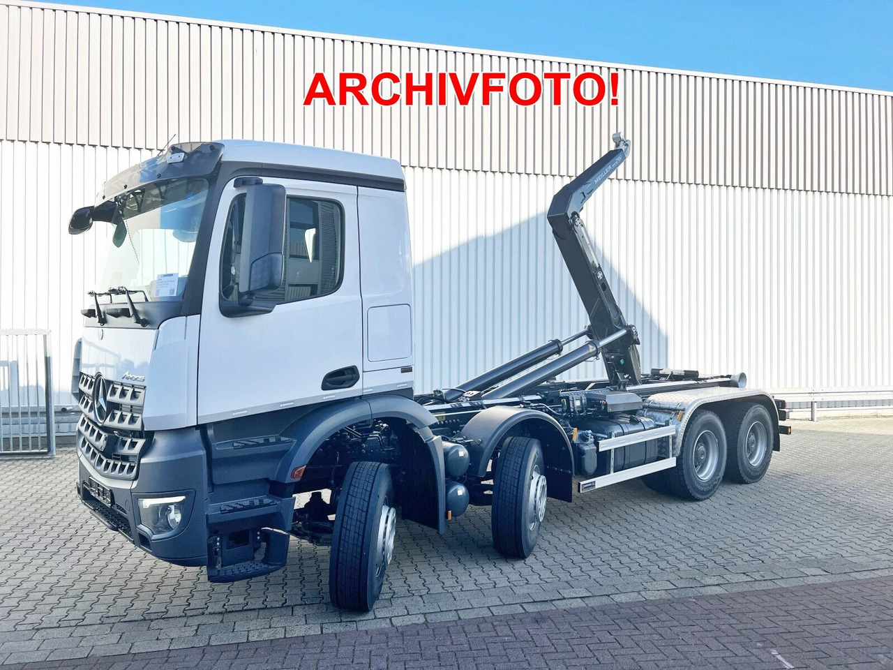 Mercedes-Benz Arocs 4163/8x4 Arocs 4163/8x4, Hiab 26.59, Funk, Multimedia Cockpit, - Крюковой мультилифт: фото 1 Mercedes-Benz Arocs 4163/8x4 Arocs 4163/8x4, Hiab 26.59, Funk, Multimedia Cockpit, - Крюковой мультилифт: фото 1