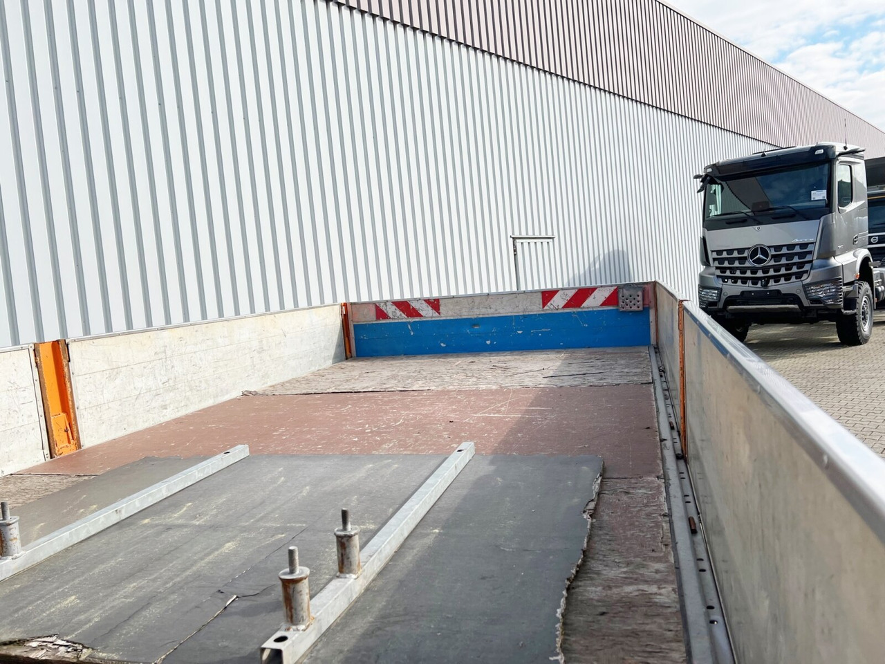 Автоманипулятор, Грузовик бортовой/ Платформа Mercedes-Benz Atego 1023 L 4x2 Atego 1023 L 4x2 mit Kran Fassi F85B.0.21: фото 15 Автоманипулятор, Грузовик бортовой/ Платформа Mercedes-Benz Atego 1023 L 4x2 Atego 1023 L 4x2 mit Kran Fassi F85B.0.21: фото 15