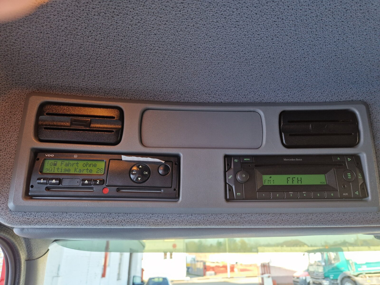 Mercedes-Benz Atego 1218 L 4x2 1218 L 4x2, Fassi Kran F 95A21 5.9m-1.545 kg, - Автоманипулятор, Грузовик бортовой/ Платформа: фото 2 Mercedes-Benz Atego 1218 L 4x2 1218 L 4x2, Fassi Kran F 95A21 5.9m-1.545 kg, - Автоманипулятор, Грузовик бортовой/ Платформа: фото 2