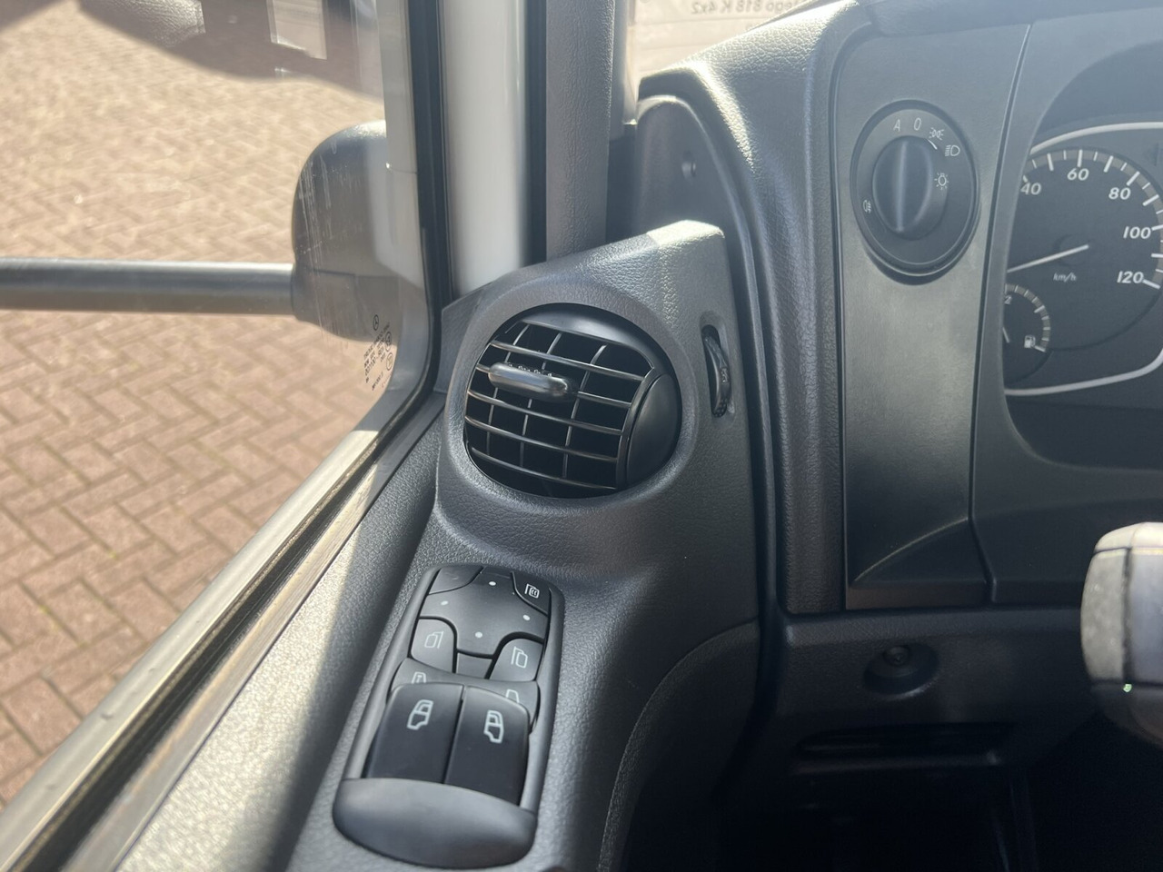 Грузовик-шасси Mercedes-Benz Atego 818/23 K 4x2 Atego 818/23 K 4x2, 2x AHK, 5x VORHANDEN!: фото 5