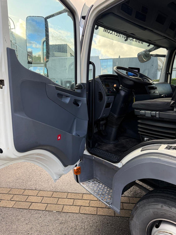 Mercedes-Benz Atego Atego 816 4 x 2 - Грузовик бортовой/ Платформа: фото 2 Mercedes-Benz Atego Atego 816 4 x 2 - Грузовик бортовой/ Платформа: фото 2