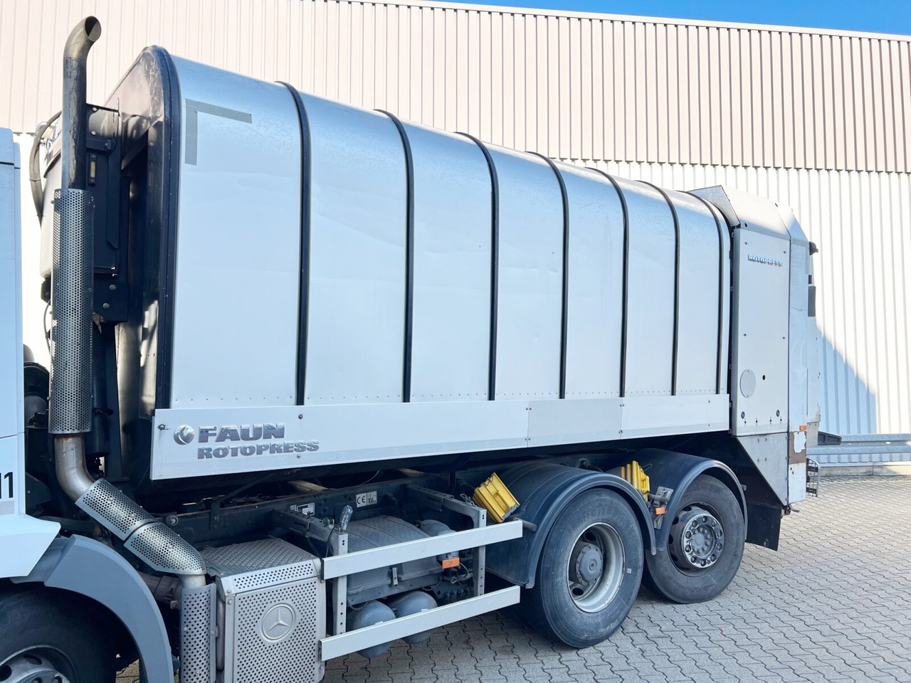 Mercedes-Benz Econic 2629 LL 6x2/4 NLA Econic 2629 LL 6x2/4 NLA, EEV, Lenkachse, FAUN Rotopress 520 L, Zöller-Schüttung - Мусоровоз: фото 2 Mercedes-Benz Econic 2629 LL 6x2/4 NLA Econic 2629 LL 6x2/4 NLA, EEV, Lenkachse, FAUN Rotopress 520 L, Zöller-Schüttung - Мусоровоз: фото 2