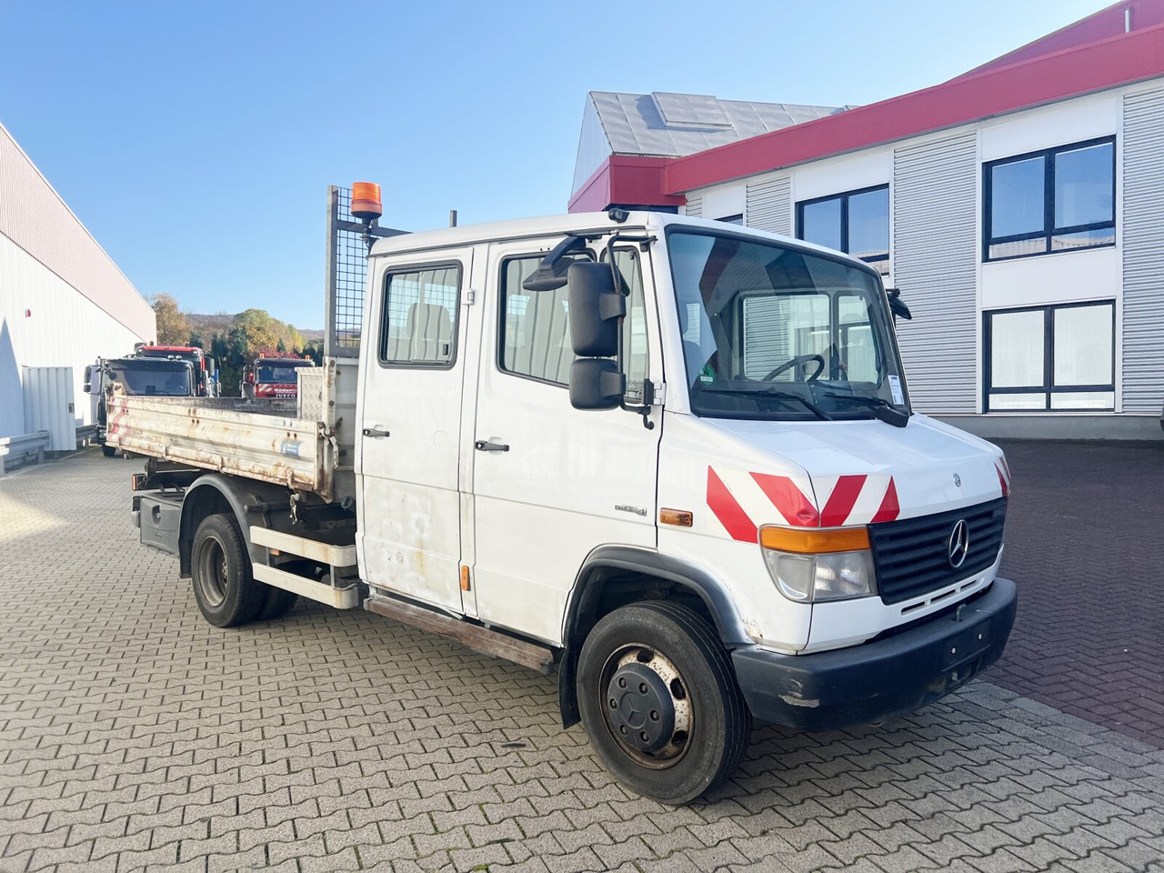 Mercedes-Benz Vario 816 D 4x2 Doka Vario 816 D 4x2 Doka, 2x AHK, Meiller Kipper - Самосвал: фото 2 Mercedes-Benz Vario 816 D 4x2 Doka Vario 816 D 4x2 Doka, 2x AHK, Meiller Kipper - Самосвал: фото 2
