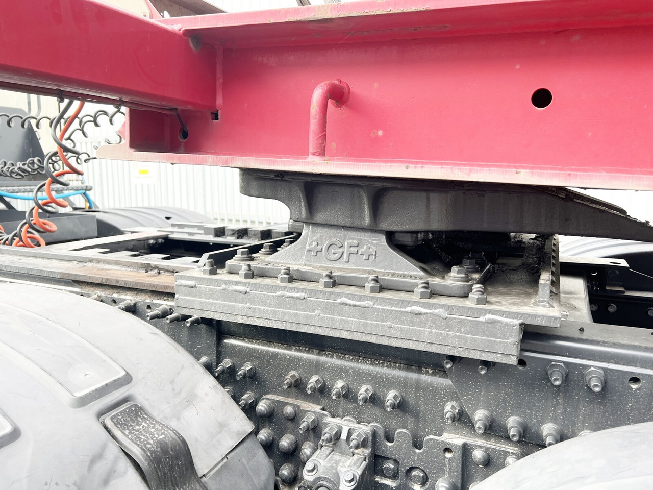 FH16 750 8x4 FH16 750 8x4, Retarder, Globetrotter, Vorlauflift/-lenk, Schwerlast 180T - Тягач: фото 2 FH16 750 8x4 FH16 750 8x4, Retarder, Globetrotter, Vorlauflift/-lenk, Schwerlast 180T - Тягач: фото 2
