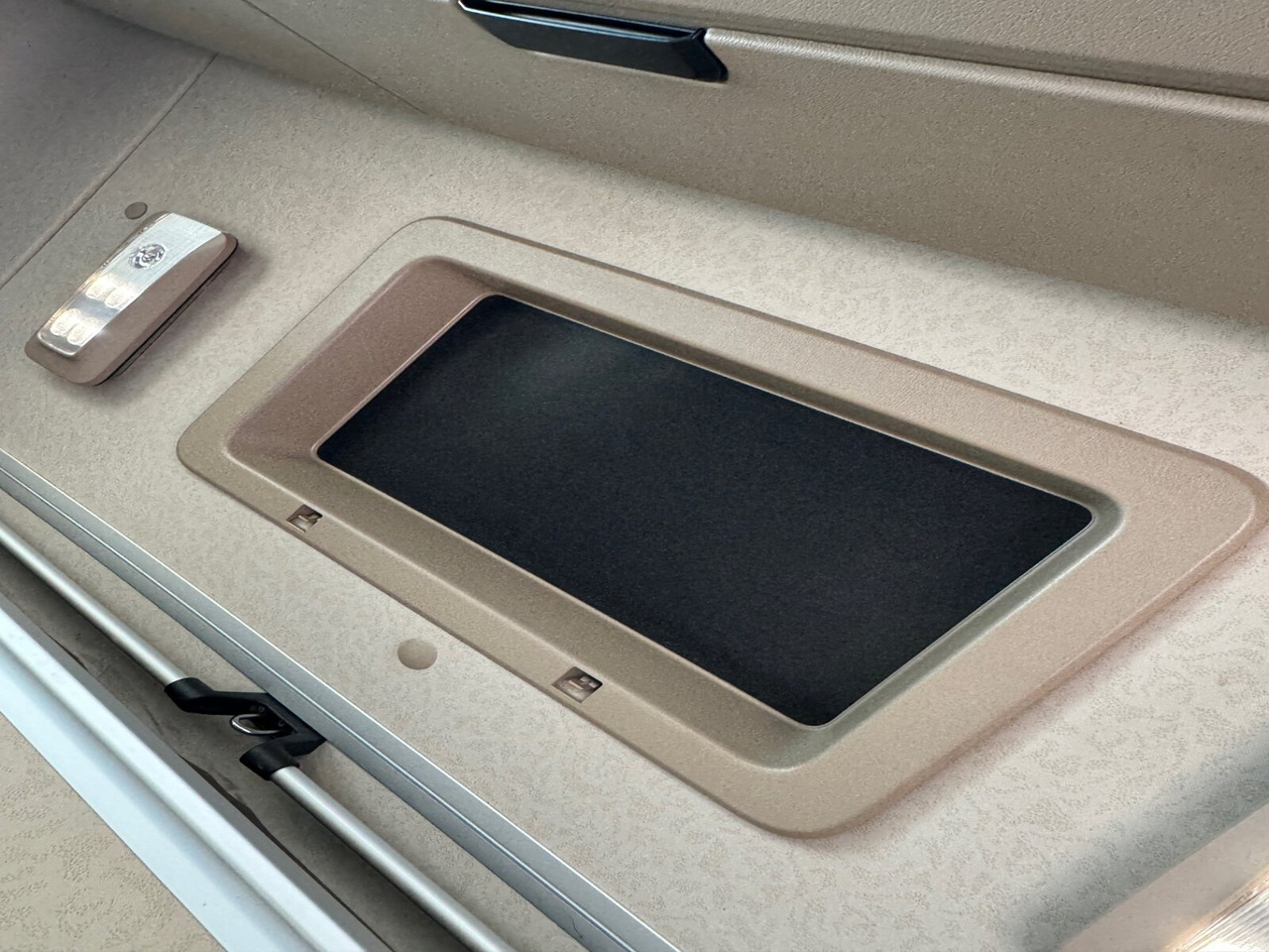 Тягач Mercedes-Benz Actros 1848 LS 4x2 Actros 1848 LS 4x2, Vollumer ,Retarder: фото 7 Тягач Mercedes-Benz Actros 1848 LS 4x2 Actros 1848 LS 4x2, Vollumer ,Retarder: фото 7