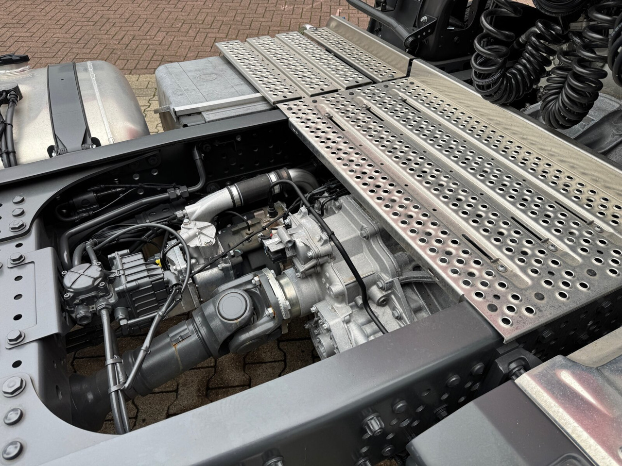 Mercedes-Benz Actros 2648 LS 6x2 Actros 2648 LS 6x2, Retarder, Liftachse, MirrorCam, StreamSpace, Navi, LED - Тягач: фото 2 Mercedes-Benz Actros 2648 LS 6x2 Actros 2648 LS 6x2, Retarder, Liftachse, MirrorCam, StreamSpace, Navi, LED - Тягач: фото 2