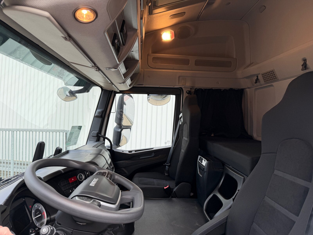 T-Way AT410T51/58 8x4 T-Way AT410T51/58 8x4, Retarder, Nebenantrieb, 4x VORHANDEN! - Тягач: фото 2 T-Way AT410T51/58 8x4 T-Way AT410T51/58 8x4, Retarder, Nebenantrieb, 4x VORHANDEN! - Тягач: фото 2