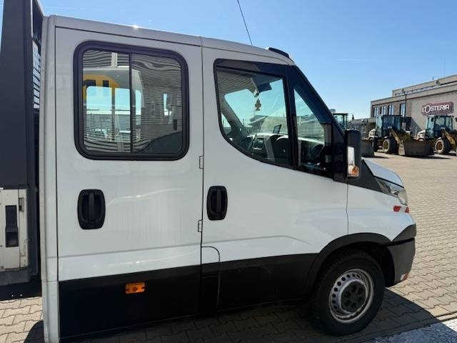 Iveco Daily 35 S12 - Цельнометаллический фургон: фото 4 Iveco Daily 35 S12 - Цельнометаллический фургон: фото 4