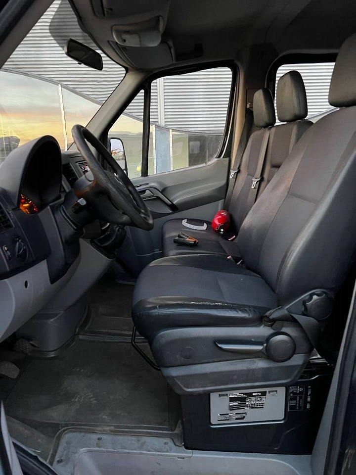 Автовоз Mercedes-Benz 515 CDI: фото 16
