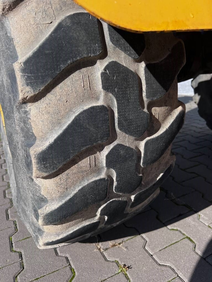 Колёсный погрузчик Volvo L 35 G: фото 12 Колёсный погрузчик Volvo L 35 G: фото 12