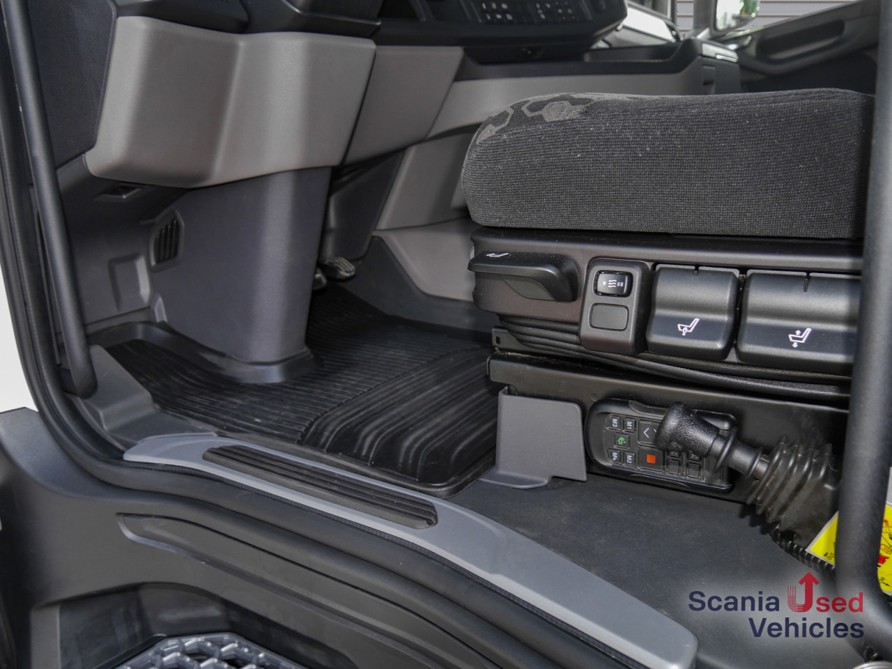 SCANIA R 500 A4x2NA - Zweikreis-Hydraulik - - Тягач: фото 4 SCANIA R 500 A4x2NA - Zweikreis-Hydraulik - - Тягач: фото 4