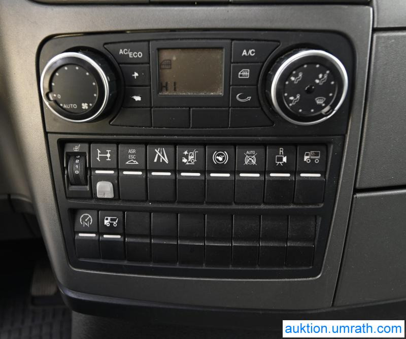 Грузовик с закрытым кузовом MAN MAN TGL 12.250 4x2 L/BL Koffer Ladebordwand Klimaautomatik NAVI Luftfederung Automatikgetriebe EURO 6: фото 20