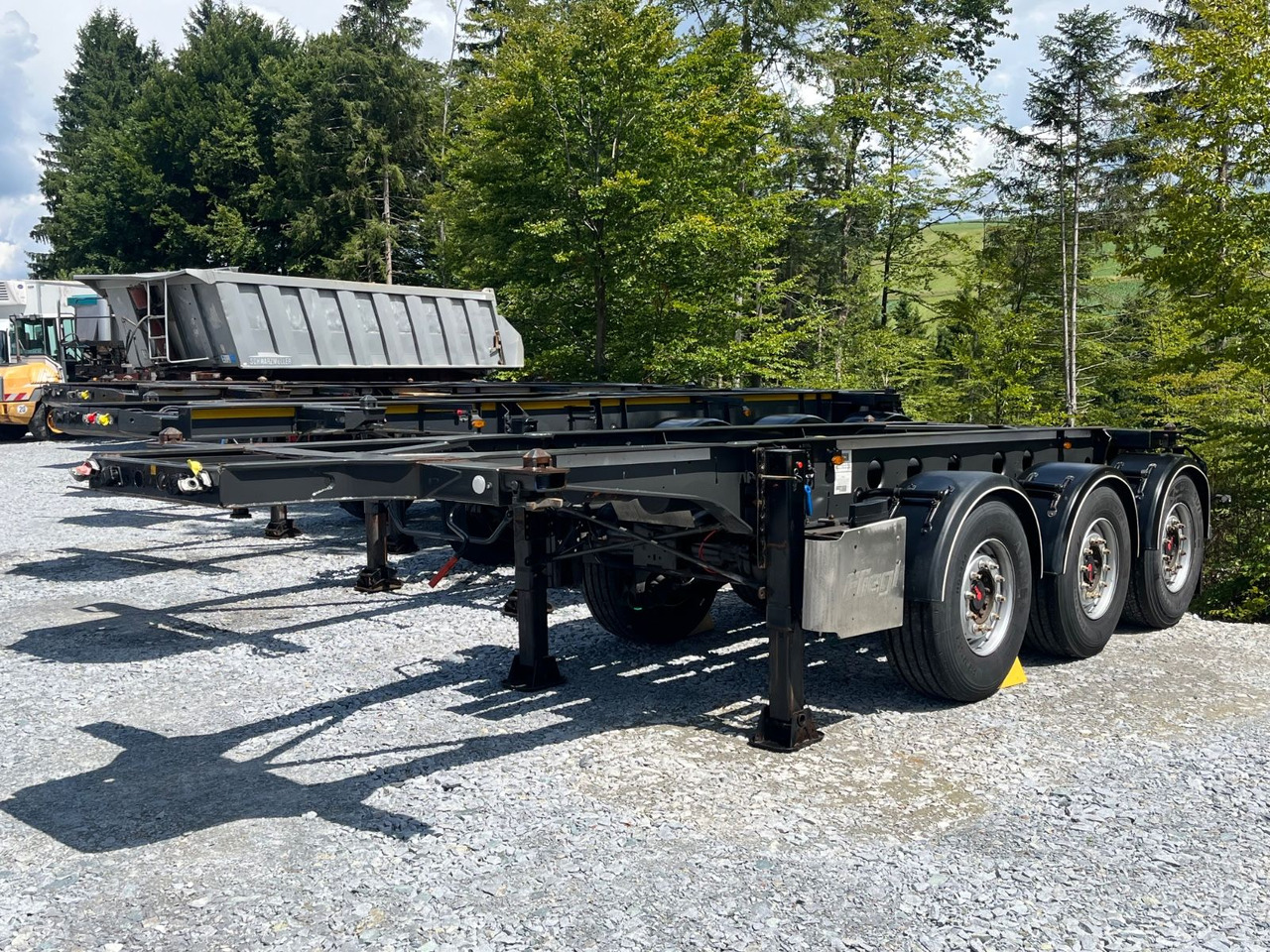 Fliegl Tank Container Chassis 20ft ADR - Полуприцеп-контейнеровоз/ Сменный кузов: фото 1 Fliegl Tank Container Chassis 20ft ADR - Полуприцеп-контейнеровоз/ Сменный кузов: фото 1