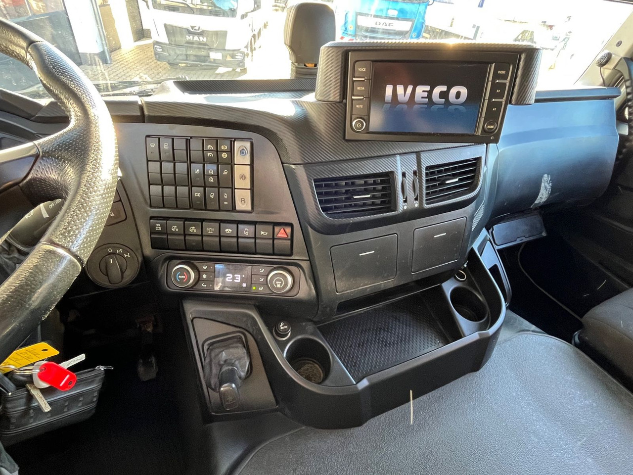 Грузовик для перевозки напитков Mercedes-Benz Antos 1836 Klappwand Getränkekoffer beheizt: фото 22 Грузовик для перевозки напитков Mercedes-Benz Antos 1836 Klappwand Getränkekoffer beheizt: фото 22