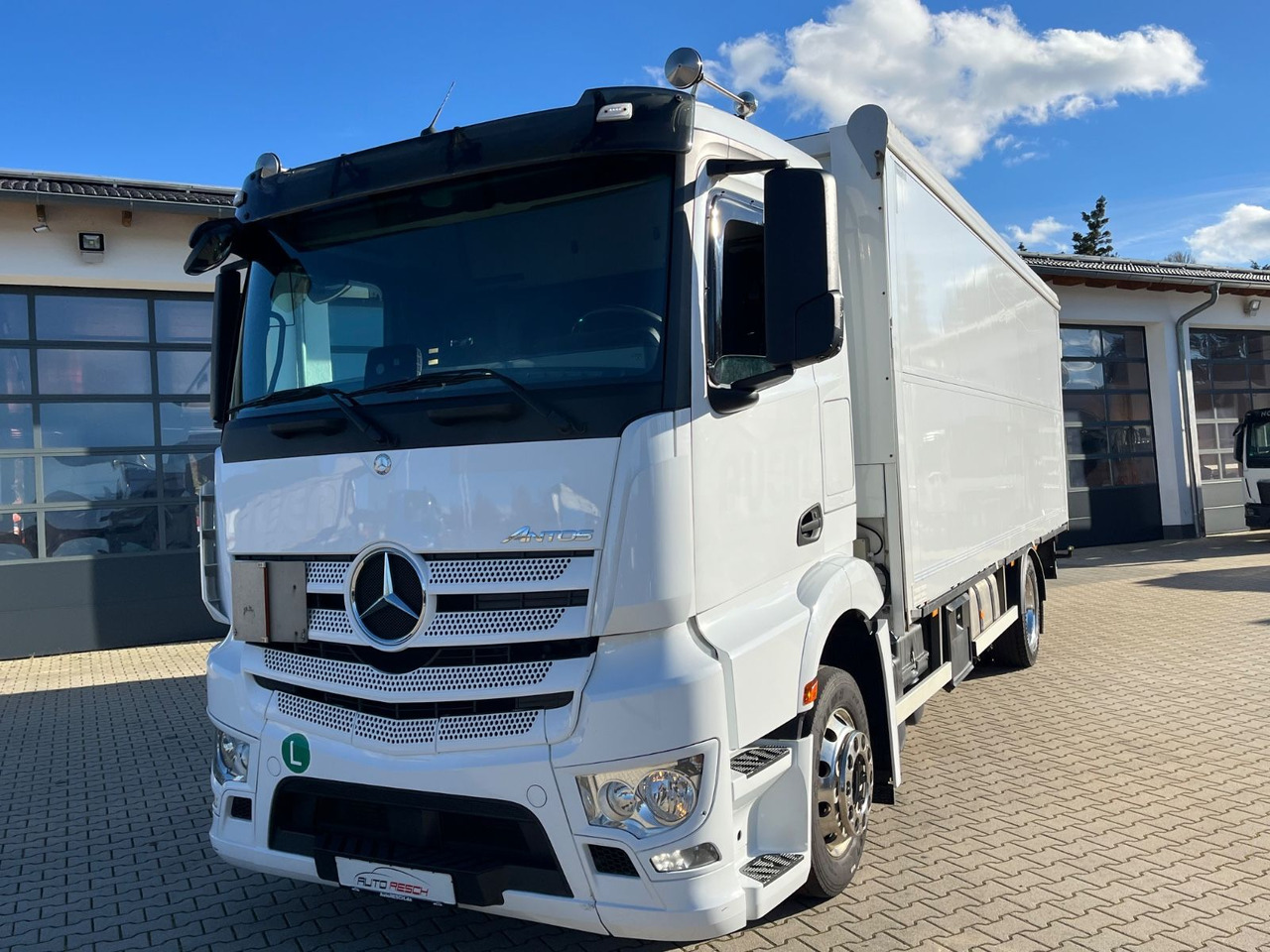 Грузовик для перевозки напитков Mercedes-Benz Antos 1836 Klappwand Getränkekoffer beheizt: фото 6 Грузовик для перевозки напитков Mercedes-Benz Antos 1836 Klappwand Getränkekoffer beheizt: фото 6