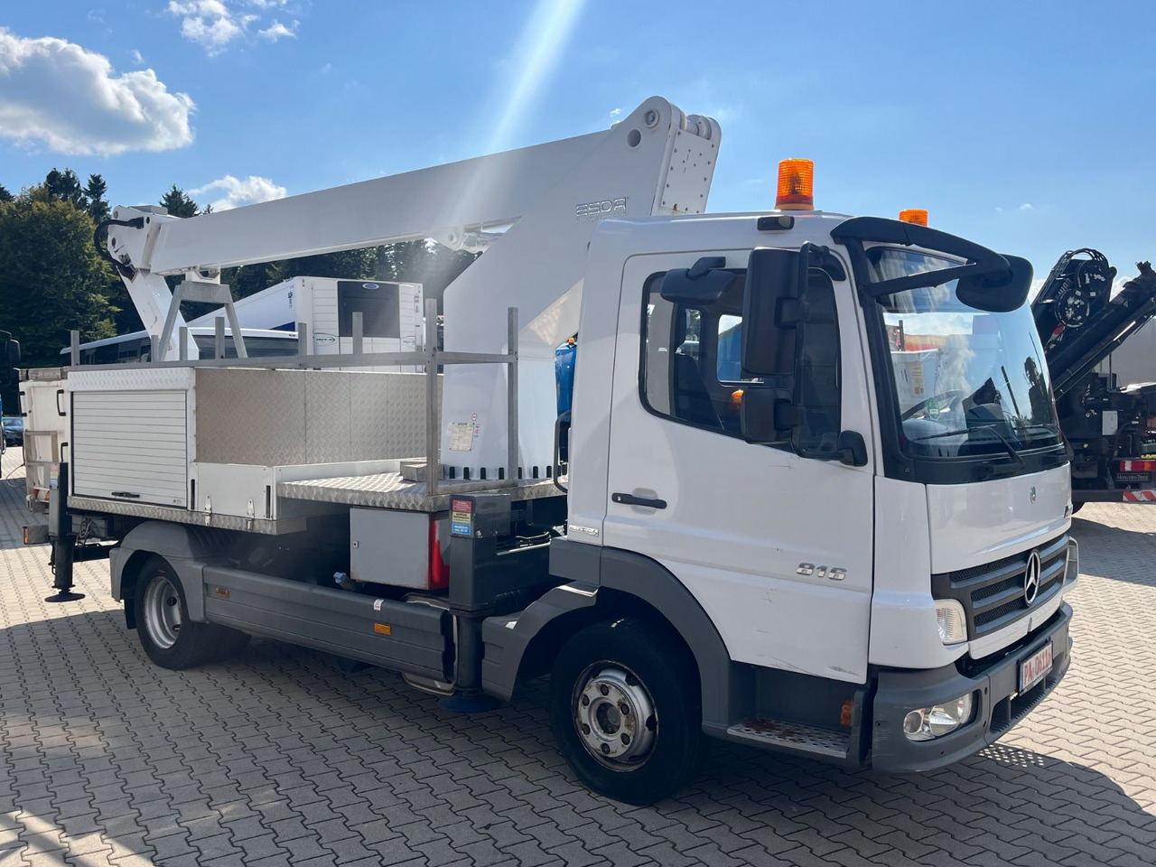 Mercedes-Benz Atego 816 ESDA TG 1800 Steiger 1000V isoliert - Грузовик с подъемником: фото 4 Mercedes-Benz Atego 816 ESDA TG 1800 Steiger 1000V isoliert - Грузовик с подъемником: фото 4