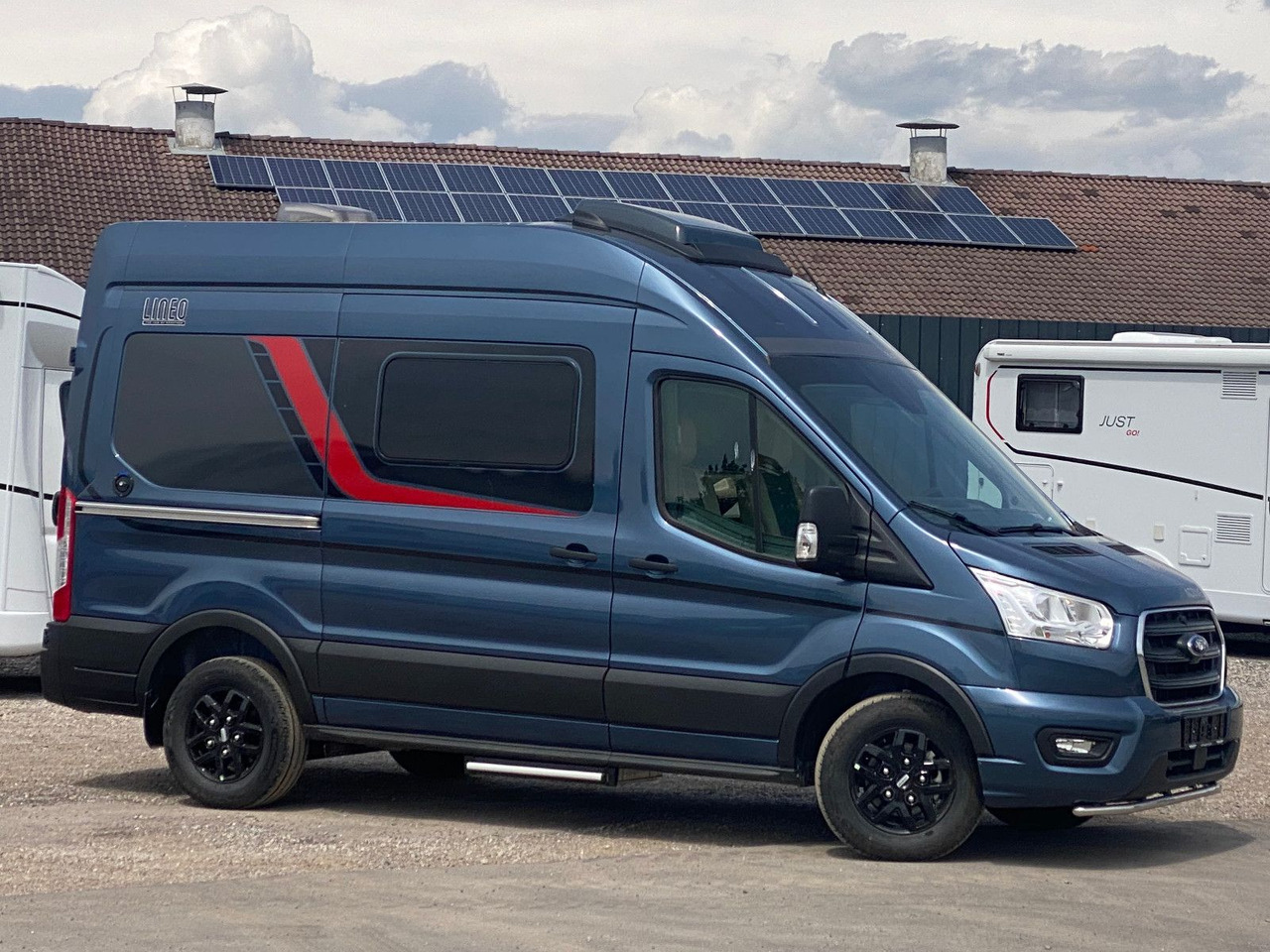 Bürstner Lineo C 550 - Кастенваген: фото 2 Bürstner Lineo C 550 - Кастенваген: фото 2