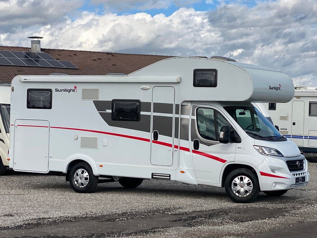 Альковный автодом Sunlight A70: фото 1