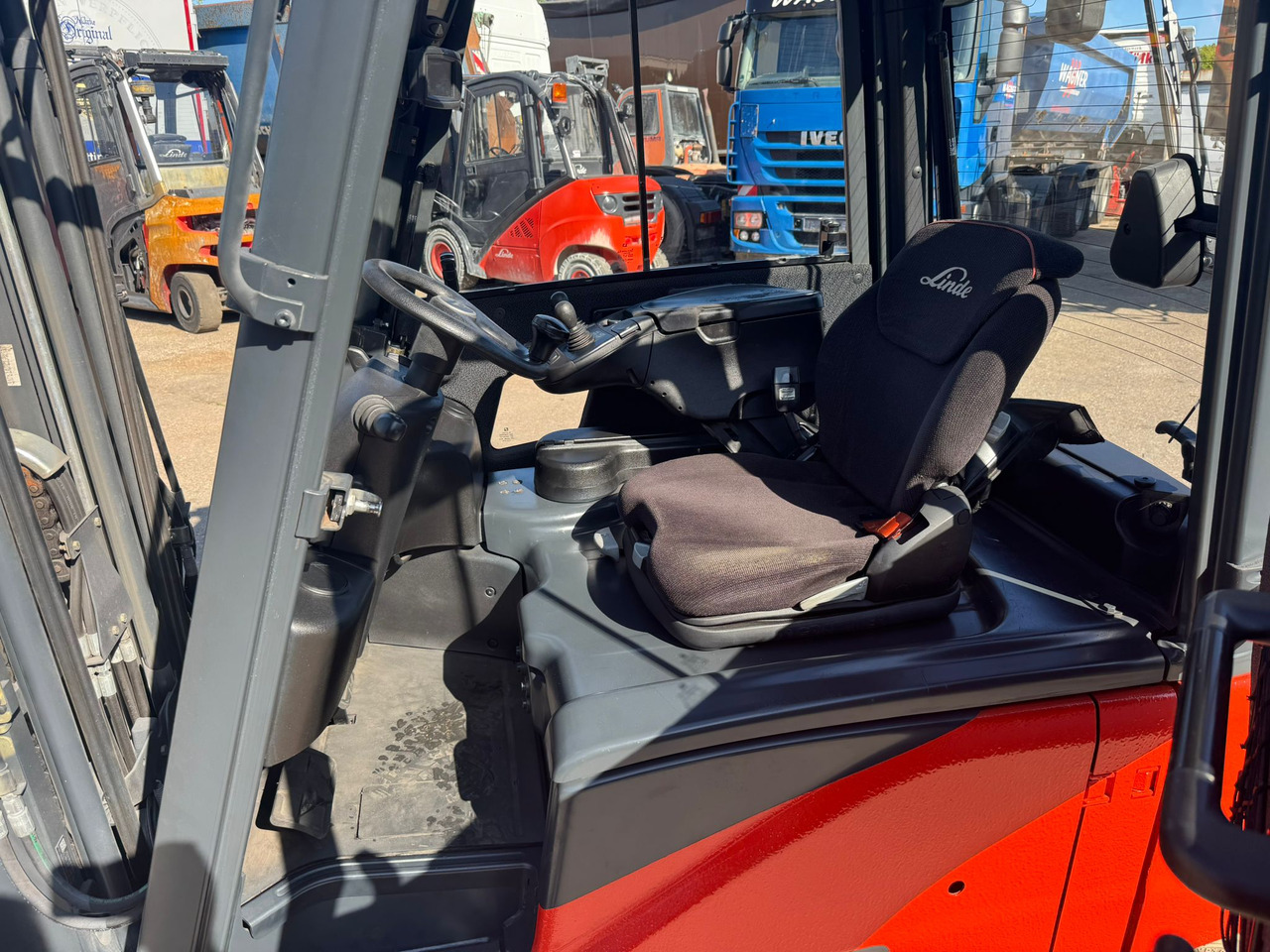 LINDE E20PHL-02 Elektro Triplex Kabine Heizung integriertes Ladegerät - Электропогрузчик: фото 5 LINDE E20PHL-02 Elektro Triplex Kabine Heizung integriertes Ladegerät - Электропогрузчик: фото 5