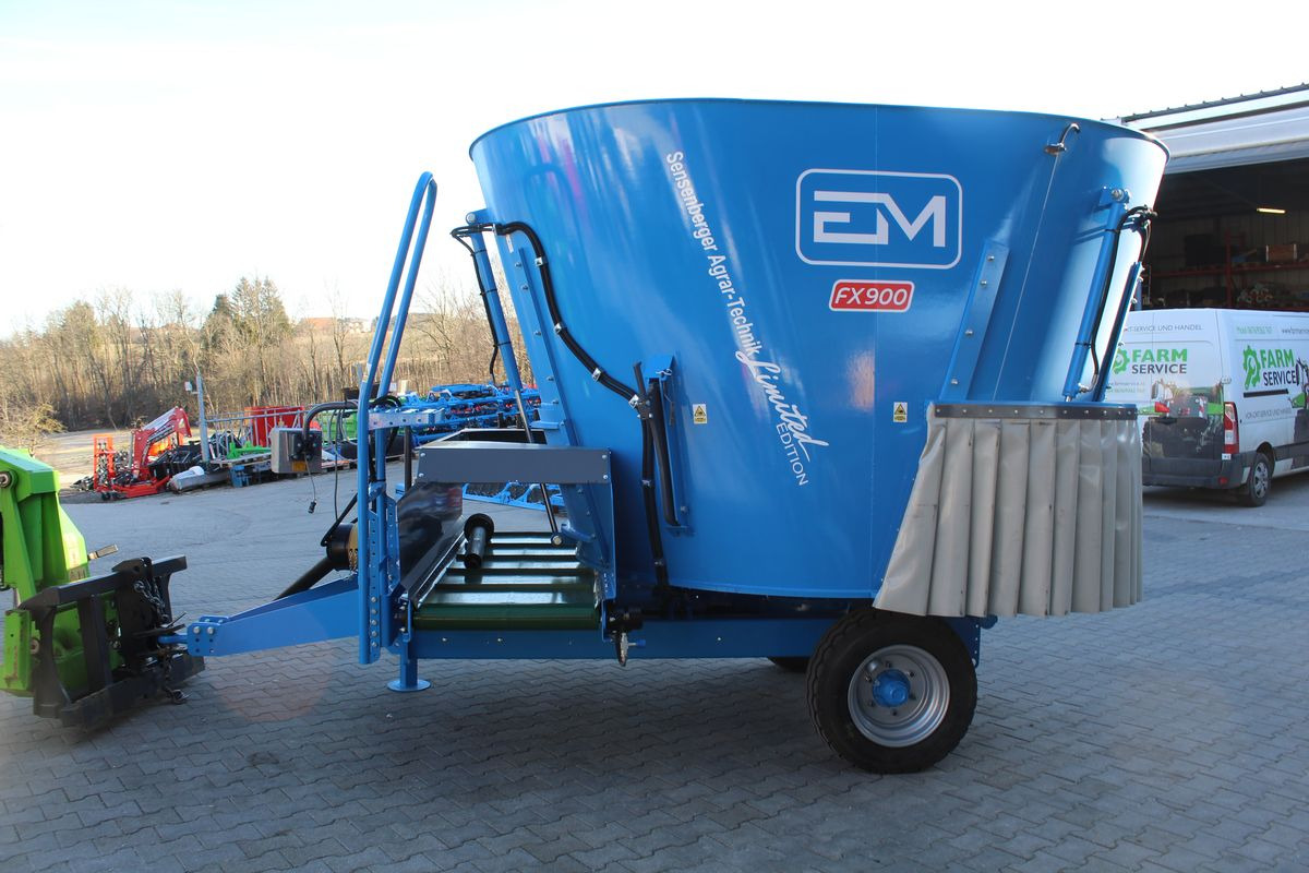 Euromilk Futtermischwagen Rino FX 900 Compact - Кормораздатчик: фото 1 Euromilk Futtermischwagen Rino FX 900 Compact - Кормораздатчик: фото 1
