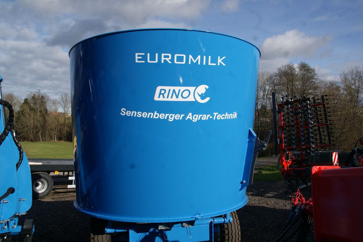 Euromilk Rino FX 800-Black Edition - Кормораздатчик: фото 2 Euromilk Rino FX 800-Black Edition - Кормораздатчик: фото 2