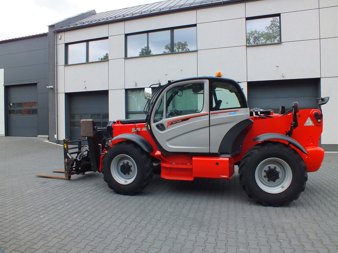 MANITOU MT 1440 Easy - Телескопический фронтальный погрузчик для Строительной техники: фото 1 MANITOU MT 1440 Easy - Телескопический фронтальный погрузчик для Строительной техники: фото 1