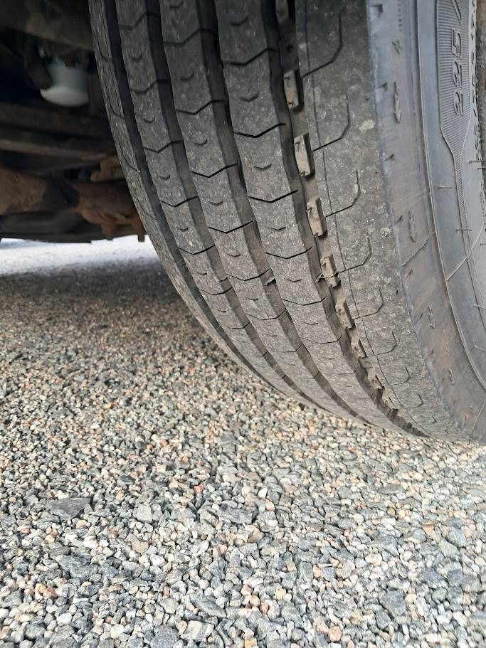 Iveco Eurocargo 100 E21 - Грузовик с закрытым кузовом: фото 5 Iveco Eurocargo 100 E21 - Грузовик с закрытым кузовом: фото 5