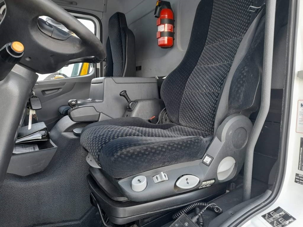 Mercedes-Benz Atego - Грузовик с закрытым кузовом: фото 3 Mercedes-Benz Atego - Грузовик с закрытым кузовом: фото 3