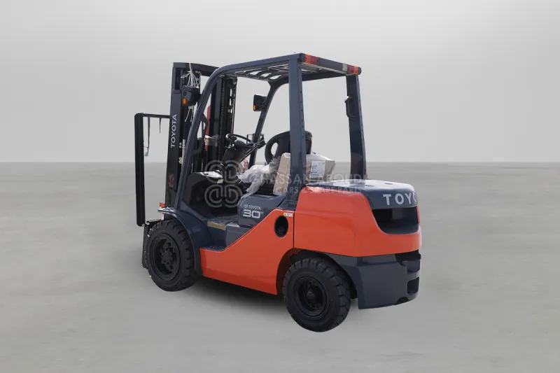 Toyota 62-8FD30 3 Tons Diesel 3 Stage Forklift - Дизельный погрузчик: фото 2 Toyota 62-8FD30 3 Tons Diesel 3 Stage Forklift - Дизельный погрузчик: фото 2