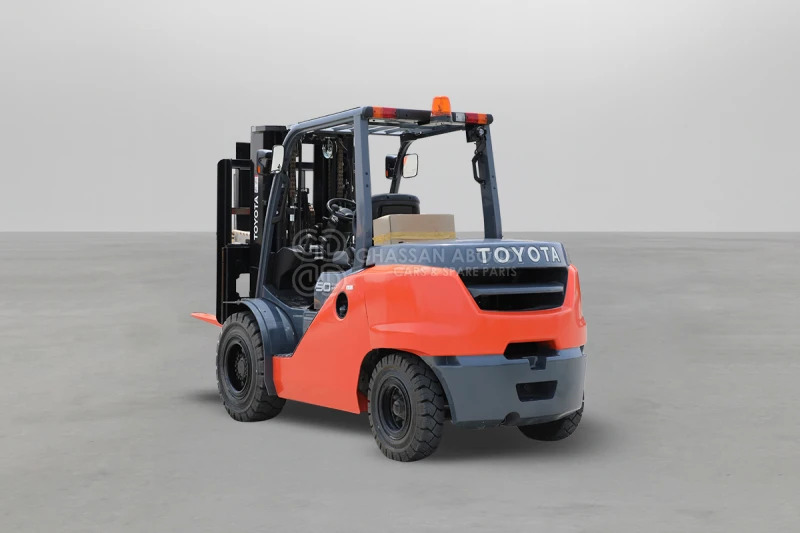 Toyota 8FD50N 5 Tons Diesel 3 Stage Forklift - Дизельный погрузчик: фото 3 Toyota 8FD50N 5 Tons Diesel 3 Stage Forklift - Дизельный погрузчик: фото 3