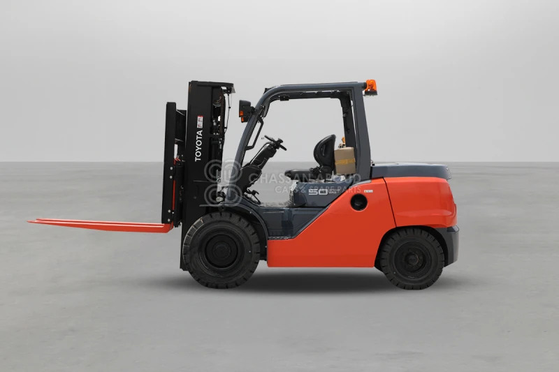Toyota 8FD50N 5 Tons Diesel 3 Stage Forklift - Дизельный погрузчик: фото 2 Toyota 8FD50N 5 Tons Diesel 3 Stage Forklift - Дизельный погрузчик: фото 2