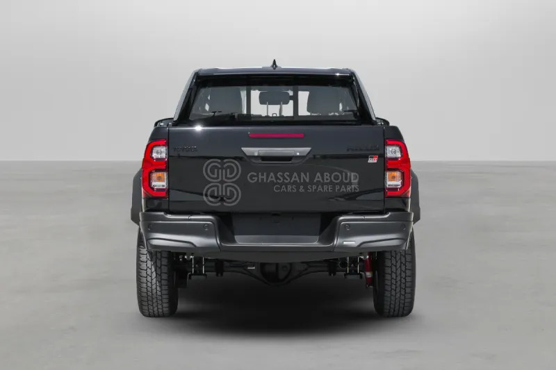 Toyota Hilux 4X4 Double Cabin - Пикап, Грузопассажирский фургон: фото 3 Toyota Hilux 4X4 Double Cabin - Пикап, Грузопассажирский фургон: фото 3