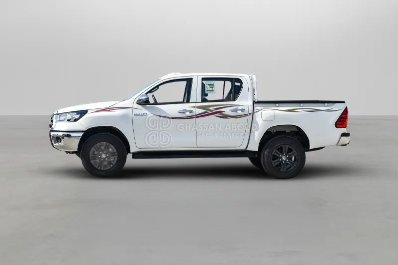 Toyota Hilux 4X4 Double Cabin - Пикап, Грузопассажирский фургон: фото 3 Toyota Hilux 4X4 Double Cabin - Пикап, Грузопассажирский фургон: фото 3