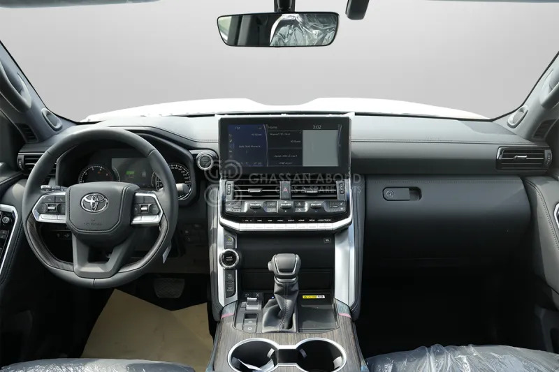 Внедорожник Toyota Land Cruiser 300: фото 7