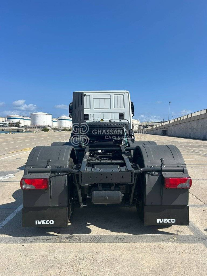 IVECO T-WAY Tractor 6×4 AT720T47TH GVW 26-38 Ton HP 470 R20Tyre MY24 - Тягач: фото 3 IVECO T-WAY Tractor 6×4 AT720T47TH GVW 26-38 Ton HP 470 R20Tyre MY24 - Тягач: фото 3