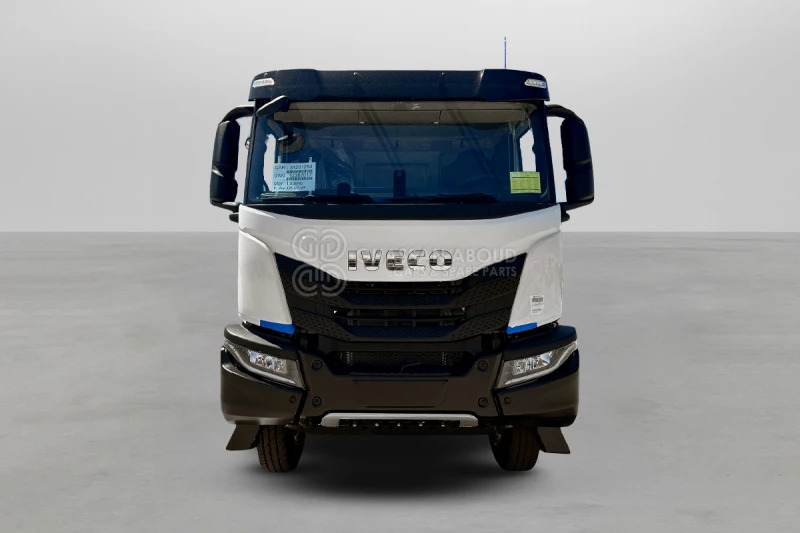 Iveco T-WAY AT720T47TH 6×4 R22.5 Tyres Tractor Head - Barcelona Stock - Тягач: фото 2 Iveco T-WAY AT720T47TH 6×4 R22.5 Tyres Tractor Head - Barcelona Stock - Тягач: фото 2