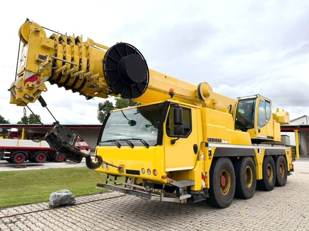 Liebherr LTM 1070-4.2 - Вседорожный кран: фото 1 Liebherr LTM 1070-4.2 - Вседорожный кран: фото 1