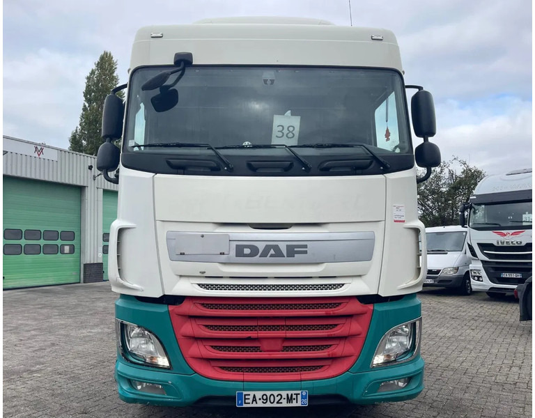 DAF XF 460 France truck, 2016, PARKING AIRCO ! - Тягач: фото 2 DAF XF 460 France truck, 2016, PARKING AIRCO ! - Тягач: фото 2