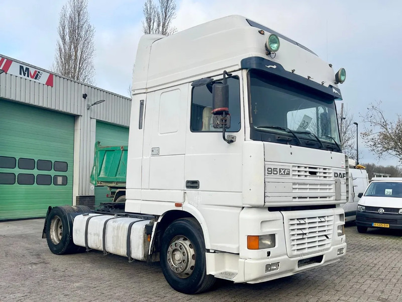 DAF XF 95.430 Manual , EUR4 - Тягач: фото 1 DAF XF 95.430 Manual , EUR4 - Тягач: фото 1